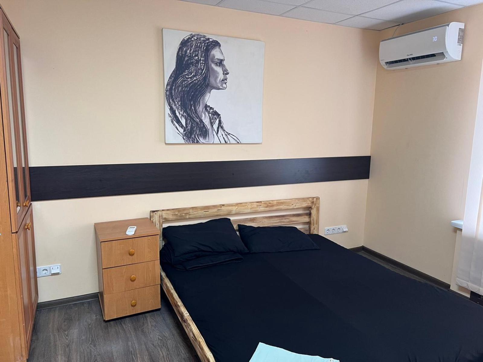 Hostel Krone Gok Zatishok Kyiv Exterior photo