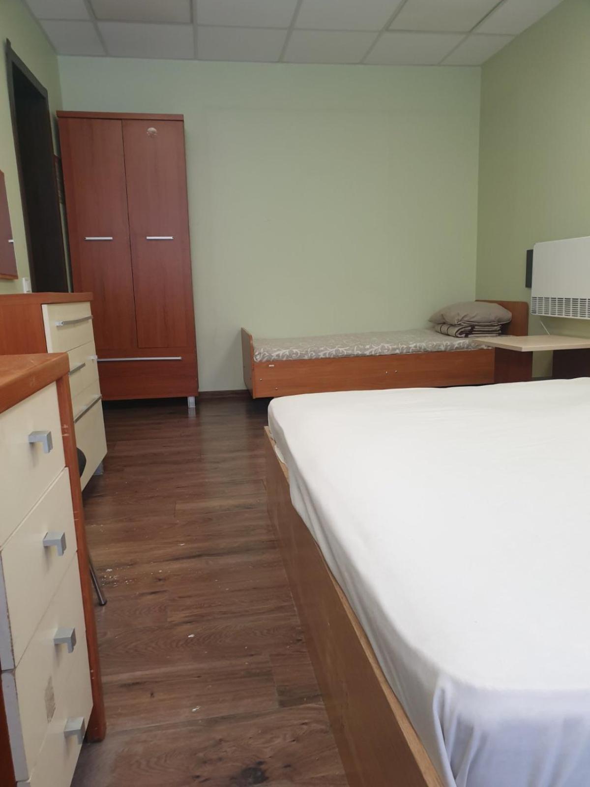 Hostel Krone Gok Zatishok Kyiv Exterior photo
