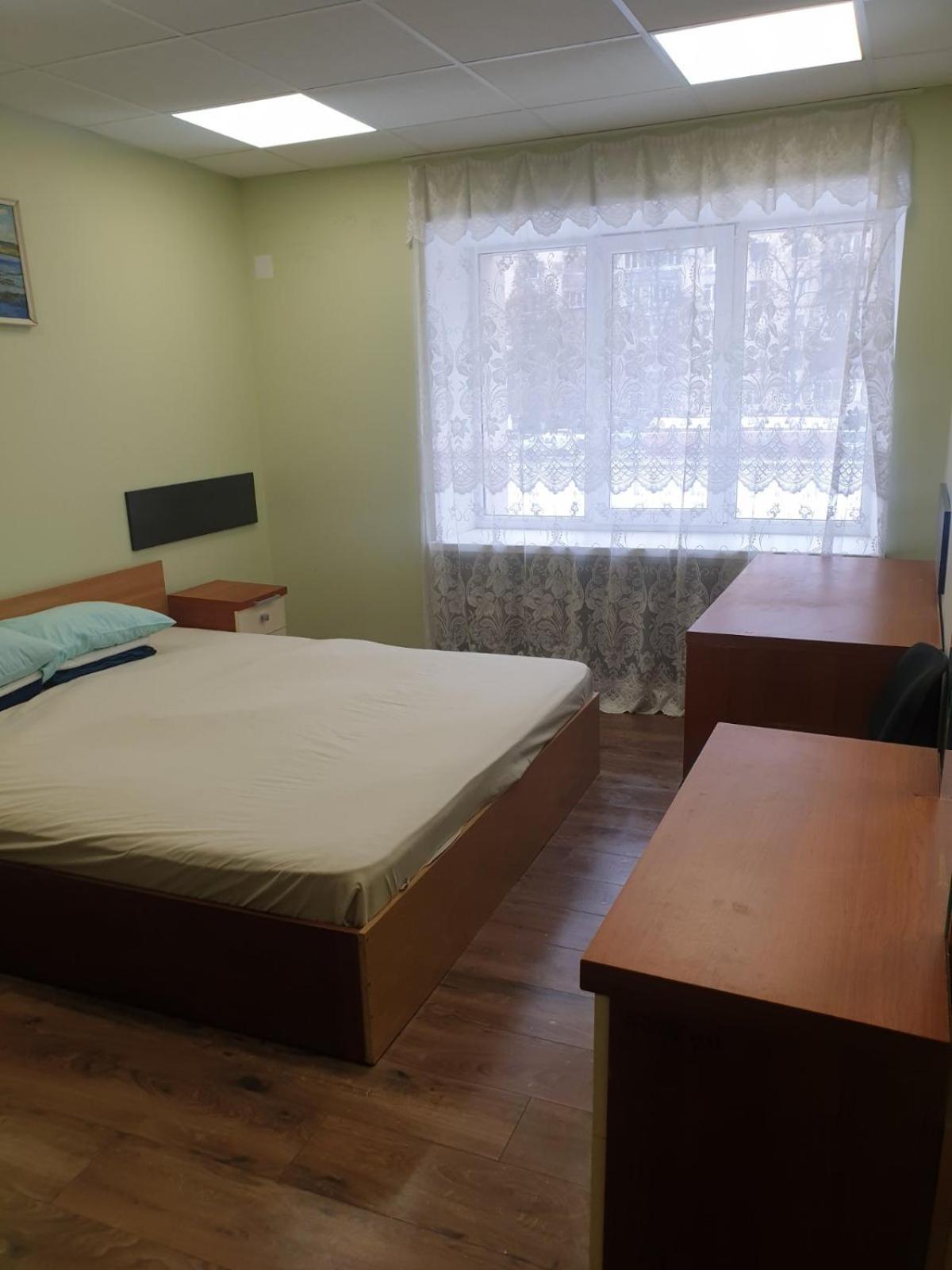Hostel Krone Gok Zatishok Kyiv Exterior photo